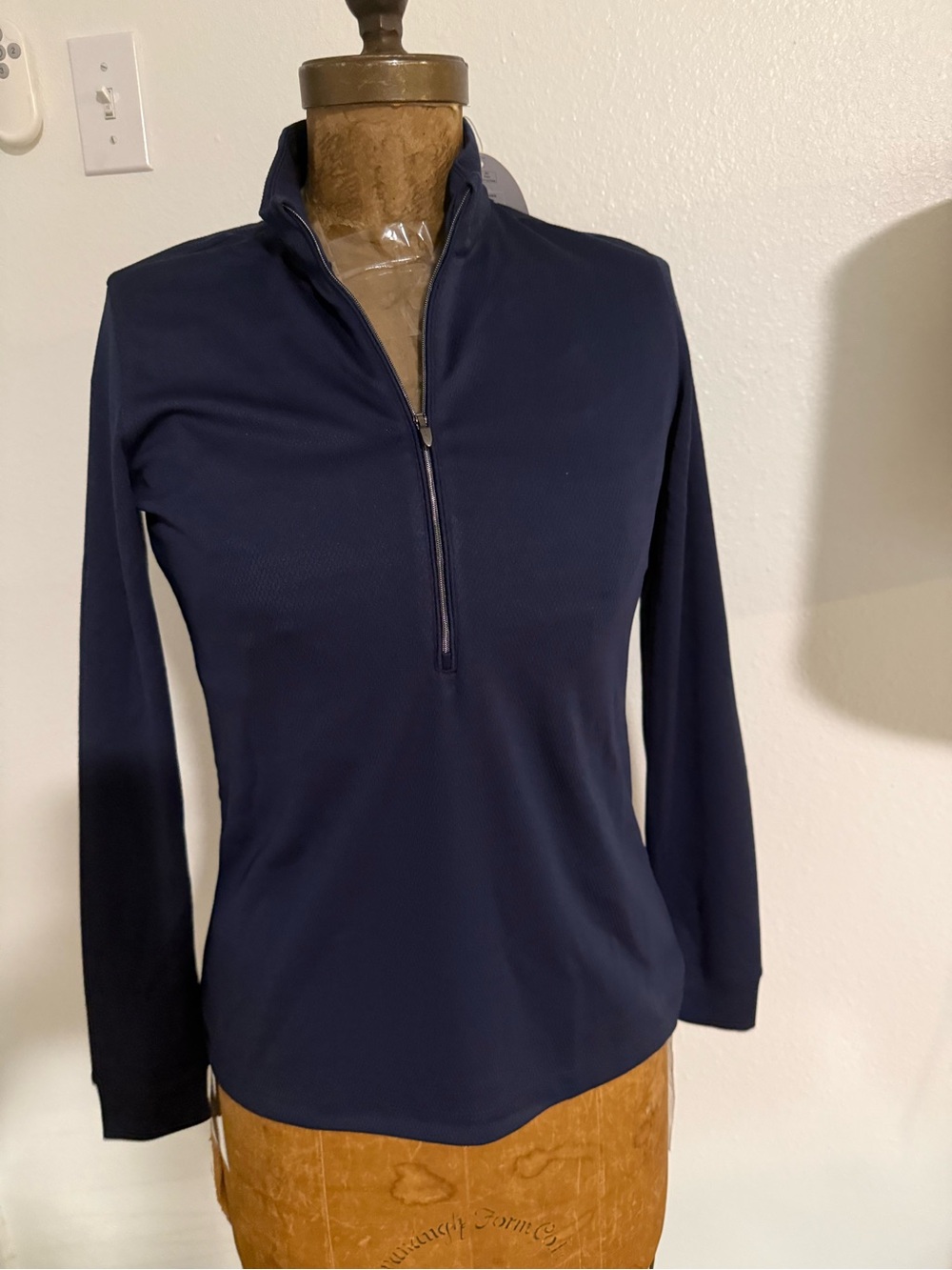 NWT Greg Norman Collection Navy Quarter-Zip Long Sleeve Top Size XS